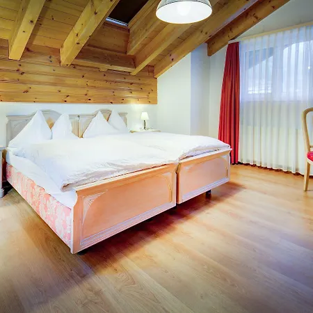 Patricia Self-check-in & Access At Alpen Zermatt