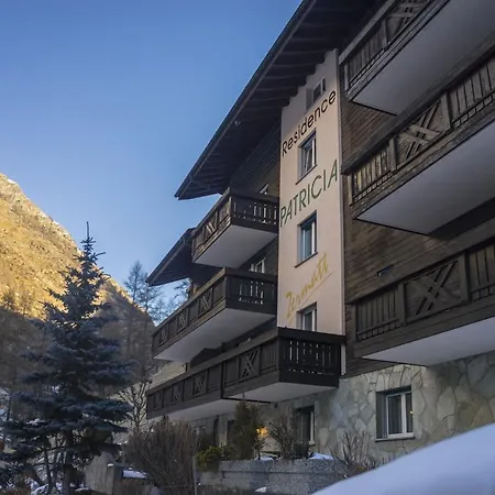 Patricia Self-check-in & Access At Alpen 3* Zermatt