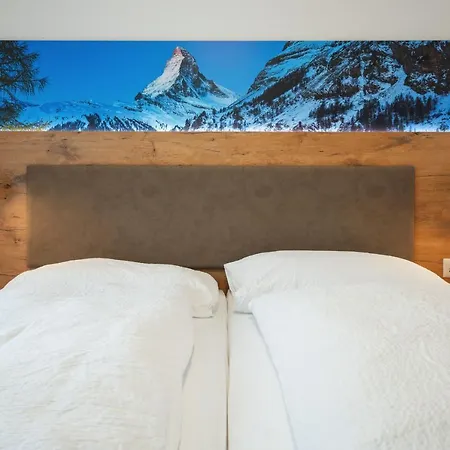 Patricia Self-check-in & Access At Alpen 3* Zermatt
