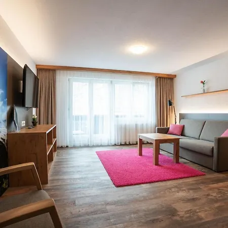 Patricia Self-check-in & Access At Alpen Aparthotel Zermatt