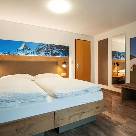 Aparthotel Patricia Self-check-in & Access At Alpen 3*