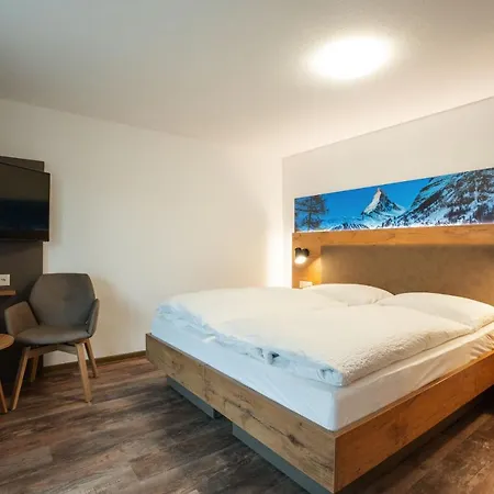 Patricia Self-check-in & Access At Alpen 3*