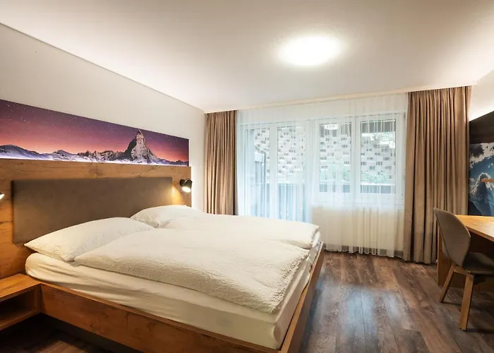 Aparthotel Patricia 3*